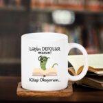 Kitap Kurdu Temalı Kişiye Özel Kupa