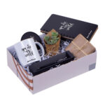 You Are My World Temalı Kişiye Özel Hediye Seti / Yakın Arkadaşa Hediye Kutusu