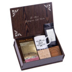 Kişiye Özel Ahşap Kutulu Masumiyet Müzesi Kitaplı Hediye Seti