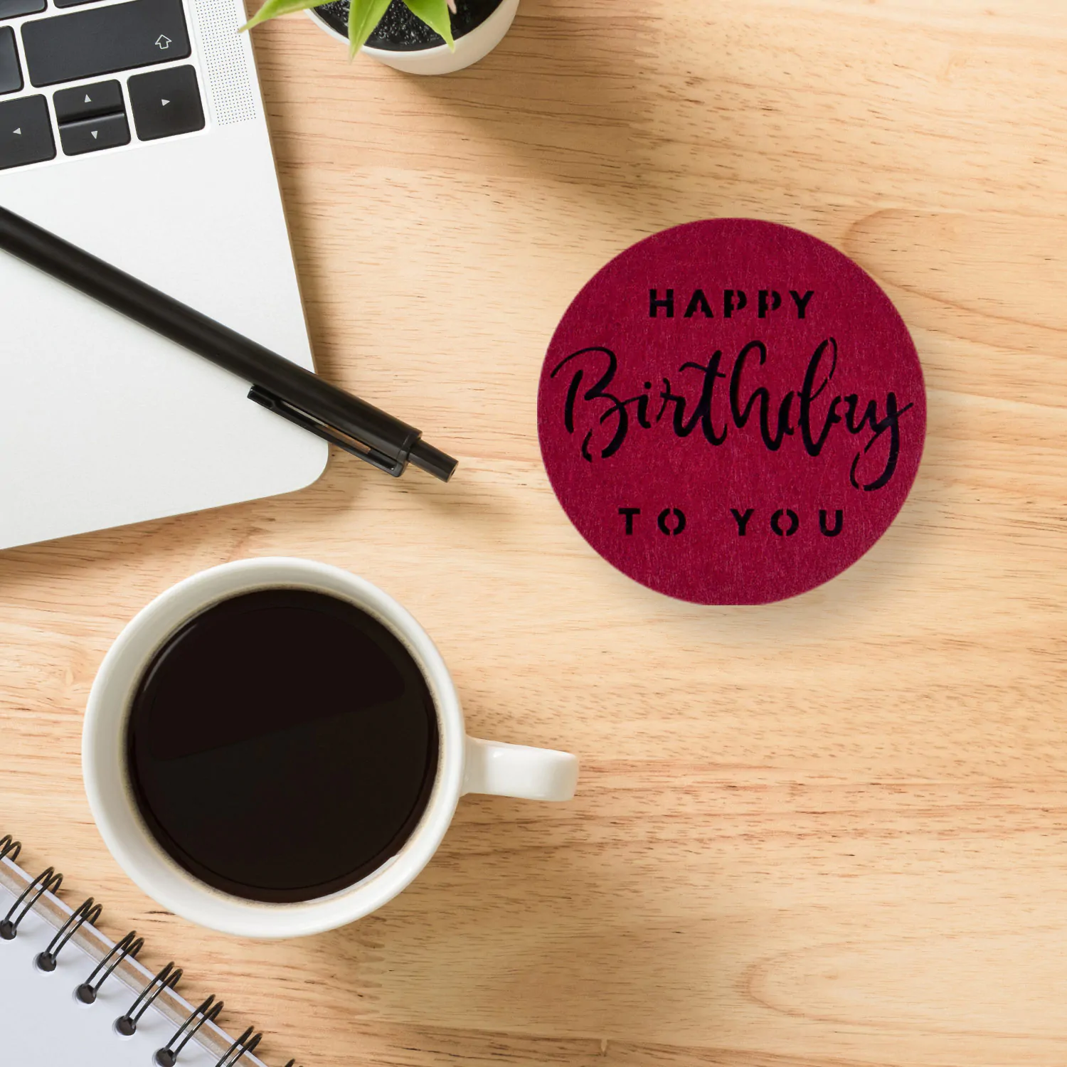 Happy Birthday Kırmızı Keçe Kupa Altlığı - Görsel 1