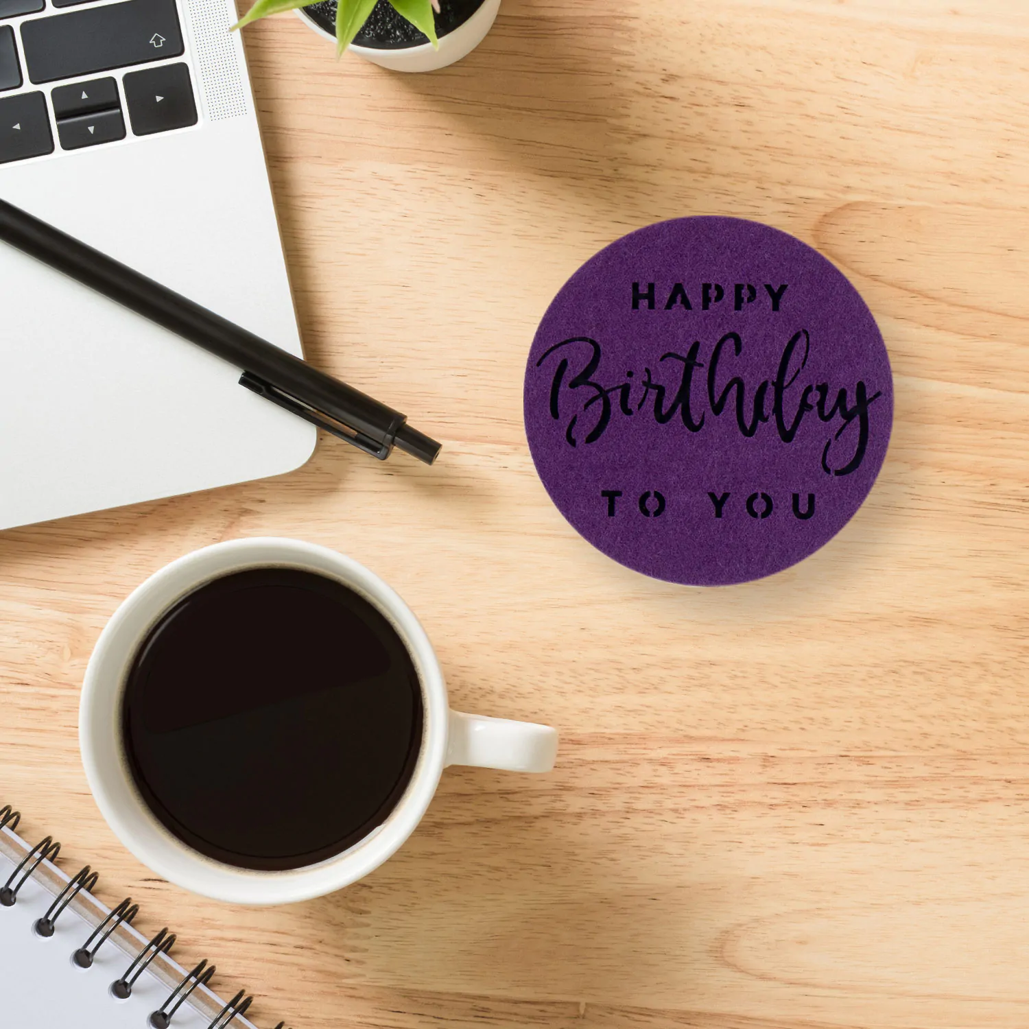 Happy Birthday Mor Keçe Kupa Altlığı - Görsel 1