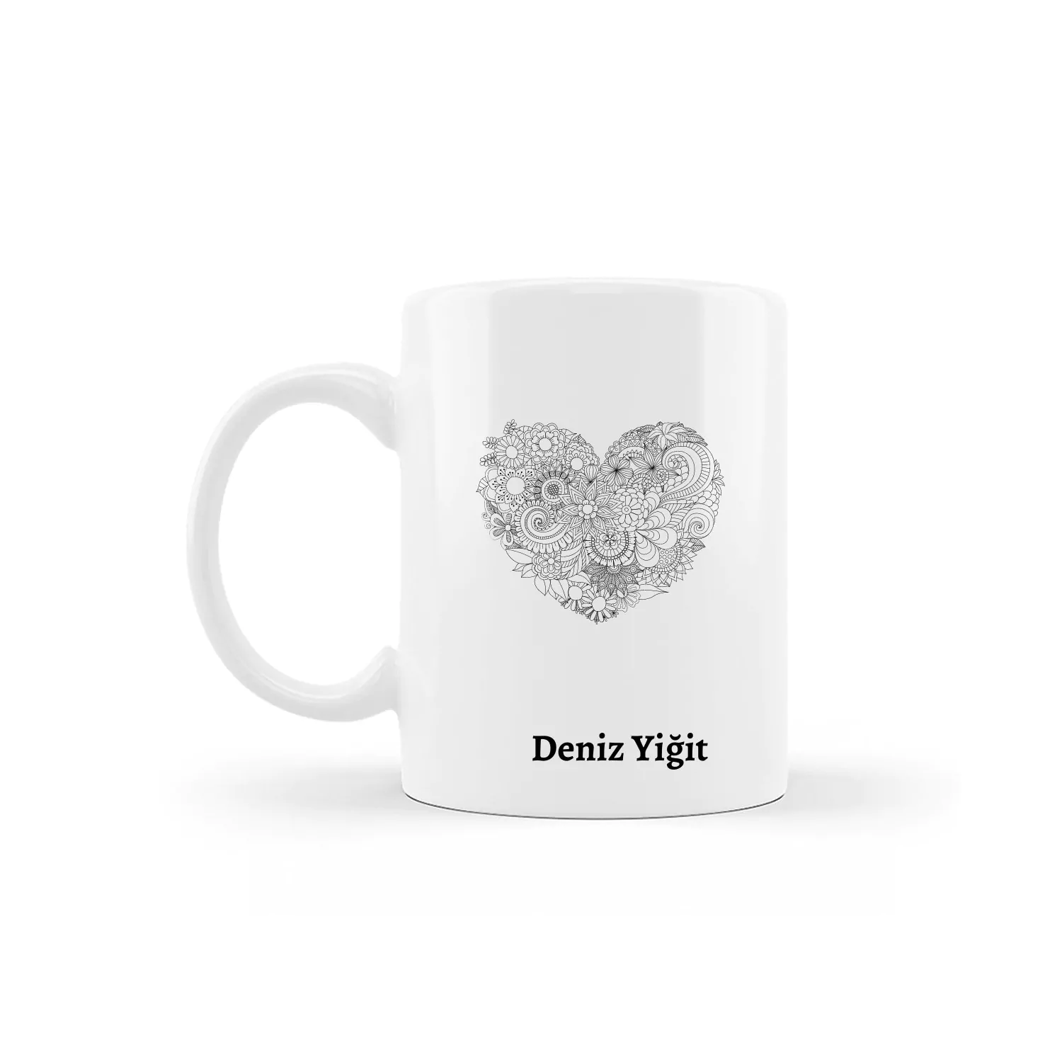 Kalp Tasarımlı İsme Özle Kupa - Görsel 1