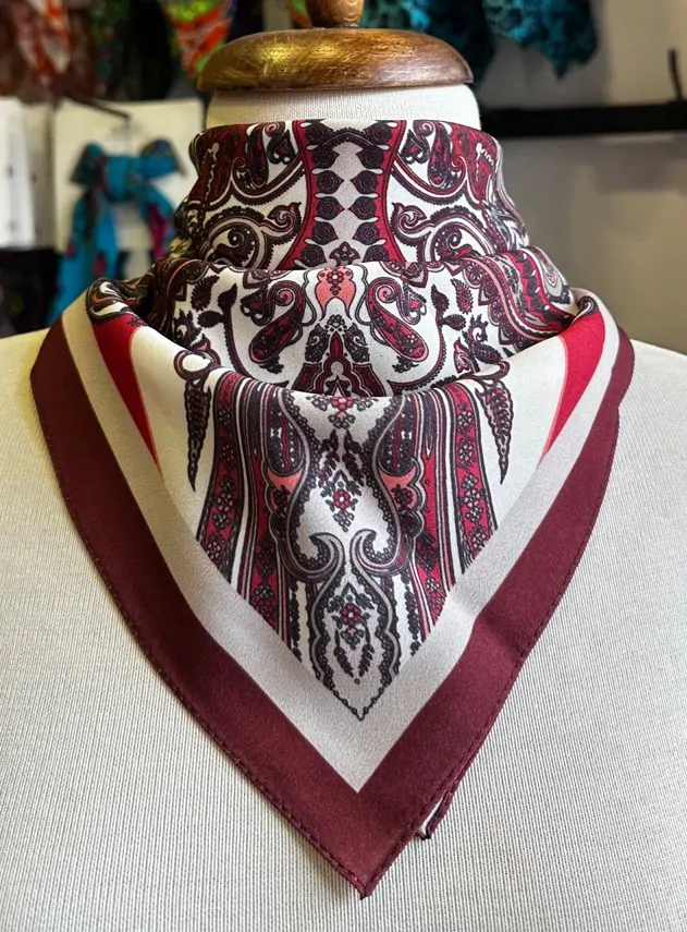 Anneler Günü Hediyesi - Anneye İsme Özel Deri Defter Fincan Fular Çikolata  Hediye Seti - Görsel 4