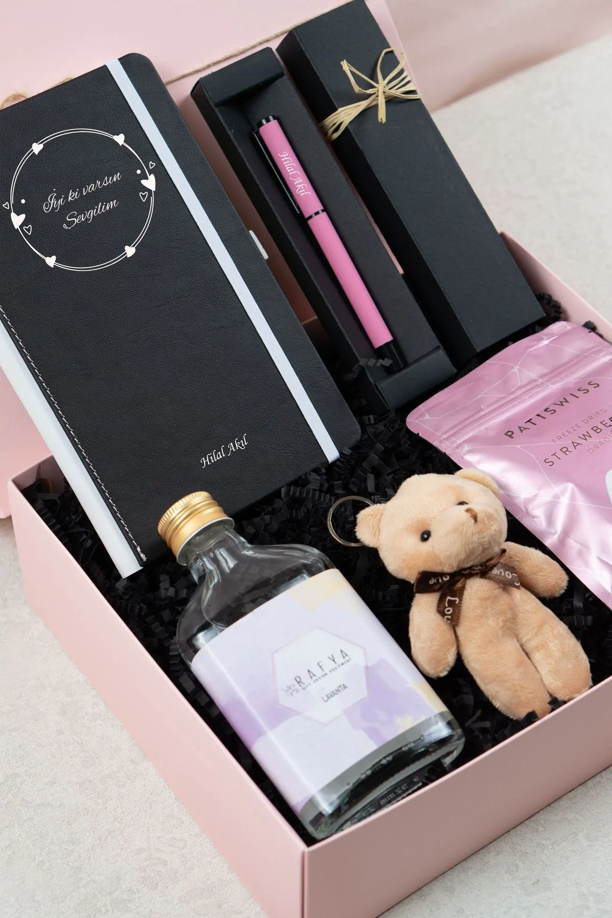 Sevgiliye İsme Özel İyi Ki Varsın Sevgililer Günü Hediyesi - Görsel 3